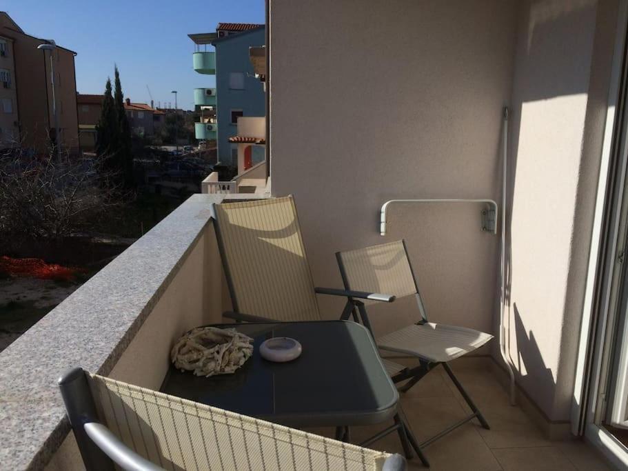 Liam Apartment Pula Exterior photo